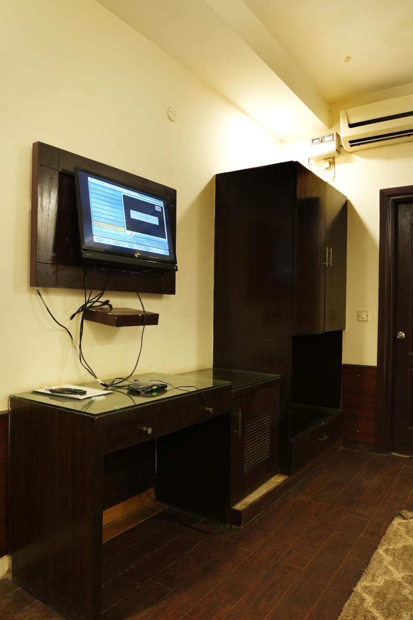 Hotel Elite Sector 45 I Gurgaon Central I Couple Friendly Екстериор снимка