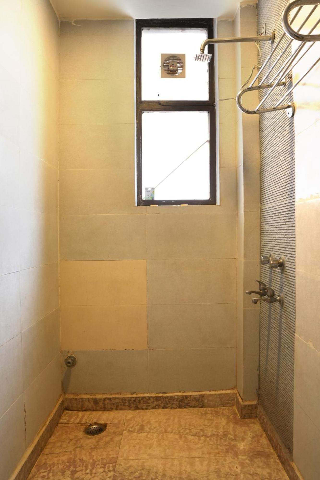 Hotel Elite Sector 45 I Gurgaon Central I Couple Friendly Екстериор снимка