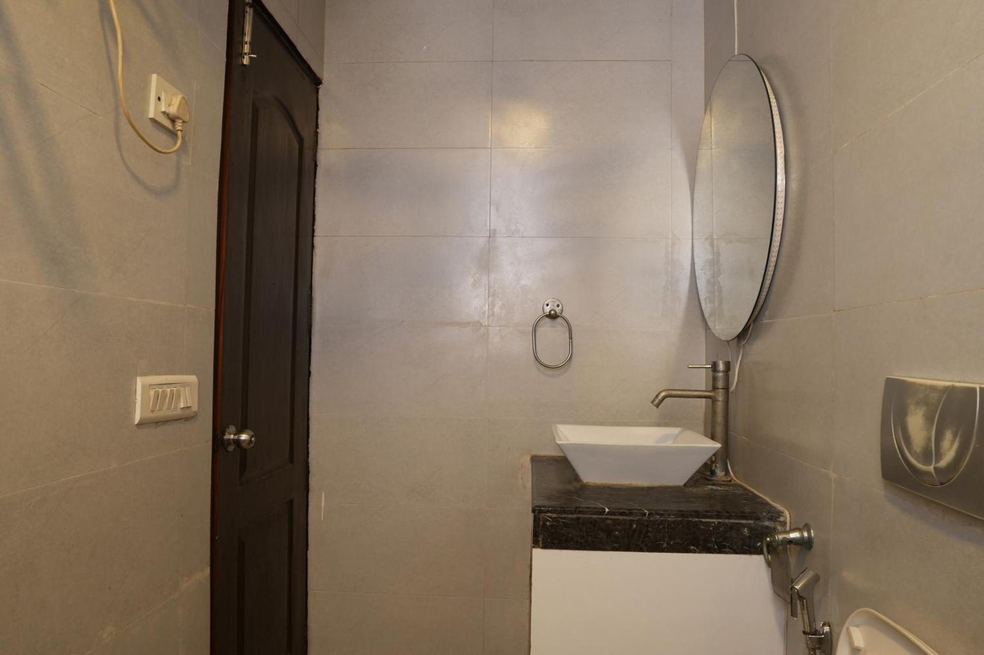Hotel Elite Sector 45 I Gurgaon Central I Couple Friendly Екстериор снимка